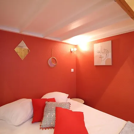 Апартаменты Studio Centre De Avec Acces Facile Aux Thermes Et Commerces - Fr-1-608-138 *