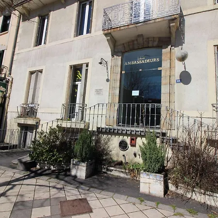Studio Centre De Avec Acces Facile Aux Thermes Et Commerces - Fr-1-608-138 *
